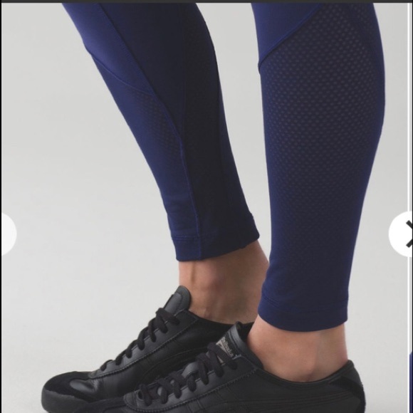 Lululemon Fit Physique Tight
Hero Blue - Picture 4 of 13